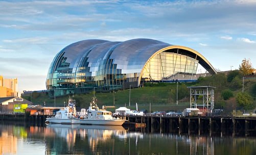 Auditorio The Sage Gateshead a orillas del río - Norman Foster obras